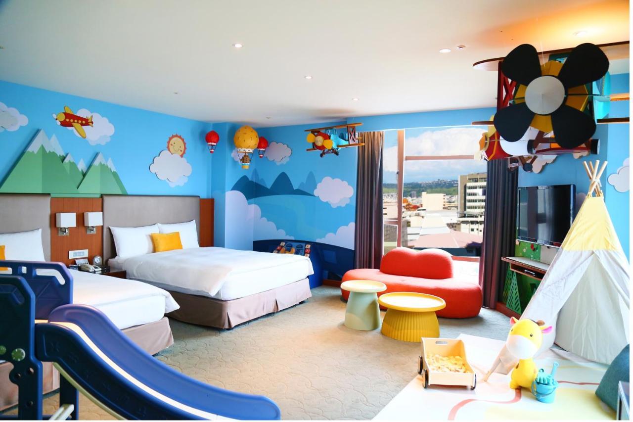 Taichung Harbor Hotel Wuqi Bagian luar foto